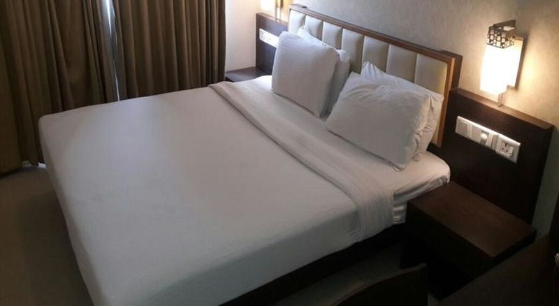 Hotel Sadanand Regency Pimpri-Chinchwad Exterior photo