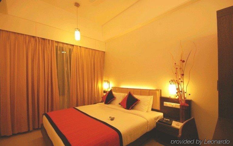 Hotel Sadanand Regency Pimpri-Chinchwad Exterior photo