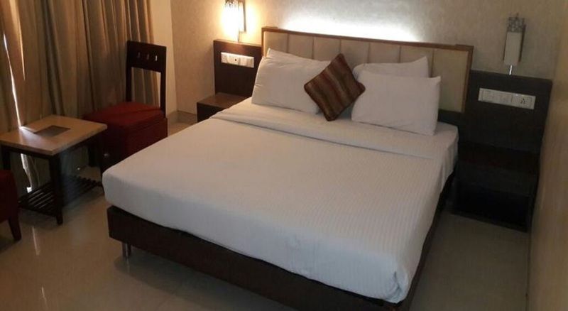 Hotel Sadanand Regency Pimpri-Chinchwad Exterior photo