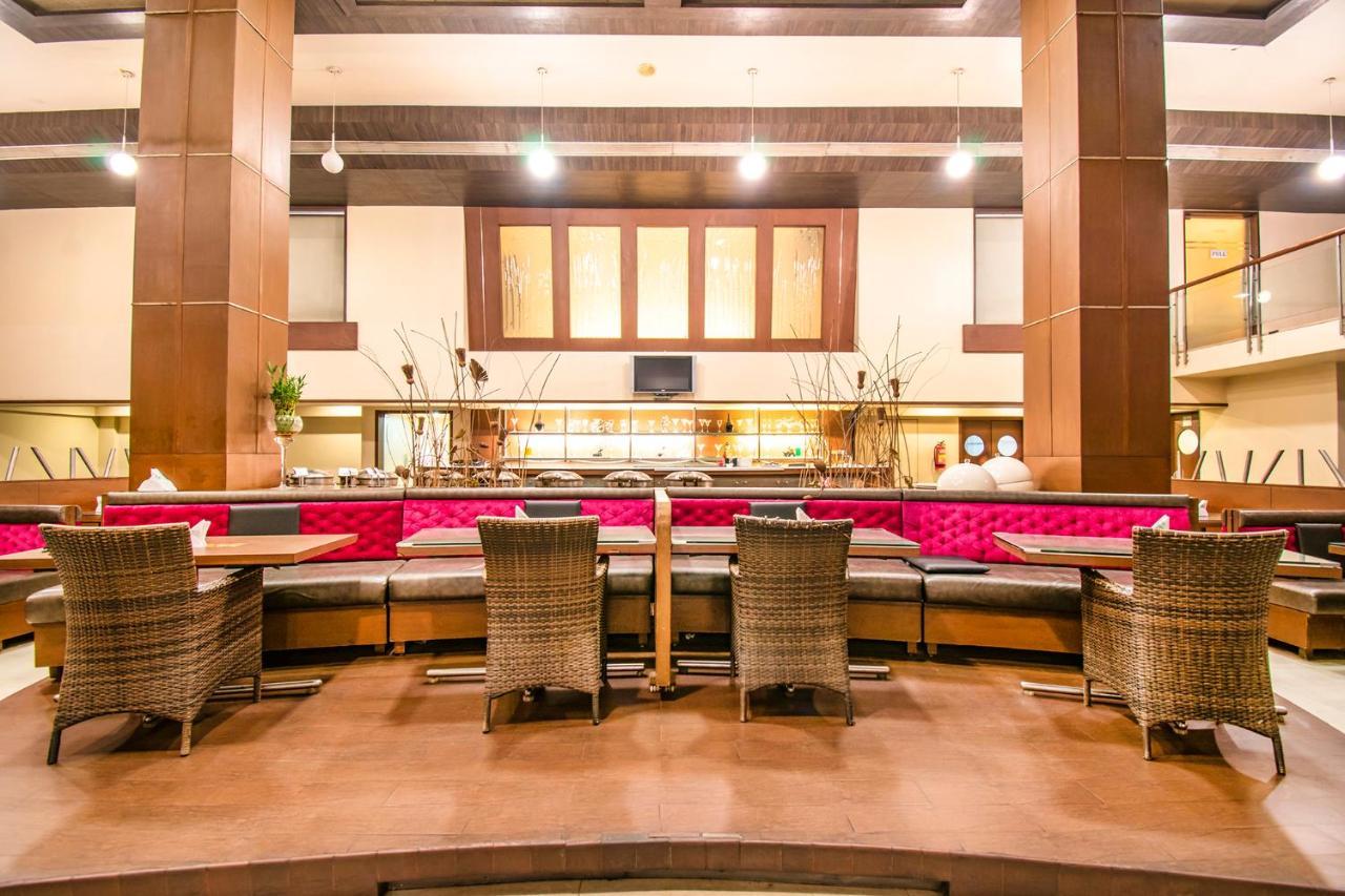Hotel Sadanand Regency Pimpri-Chinchwad Exterior photo