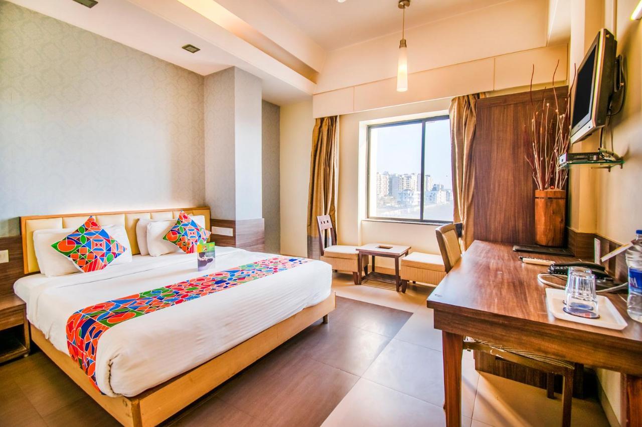 Hotel Sadanand Regency Pimpri-Chinchwad Exterior photo