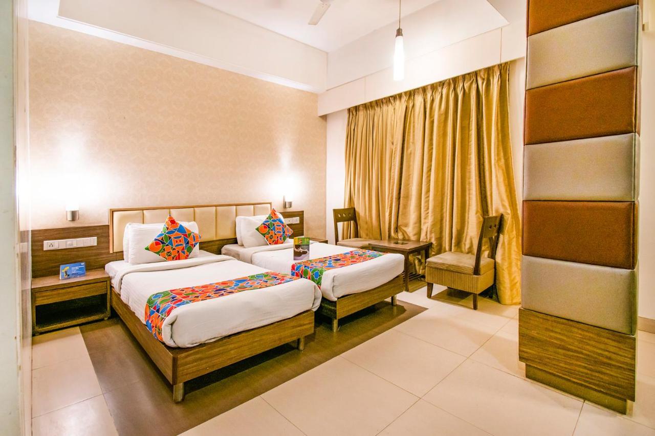 Hotel Sadanand Regency Pimpri-Chinchwad Exterior photo