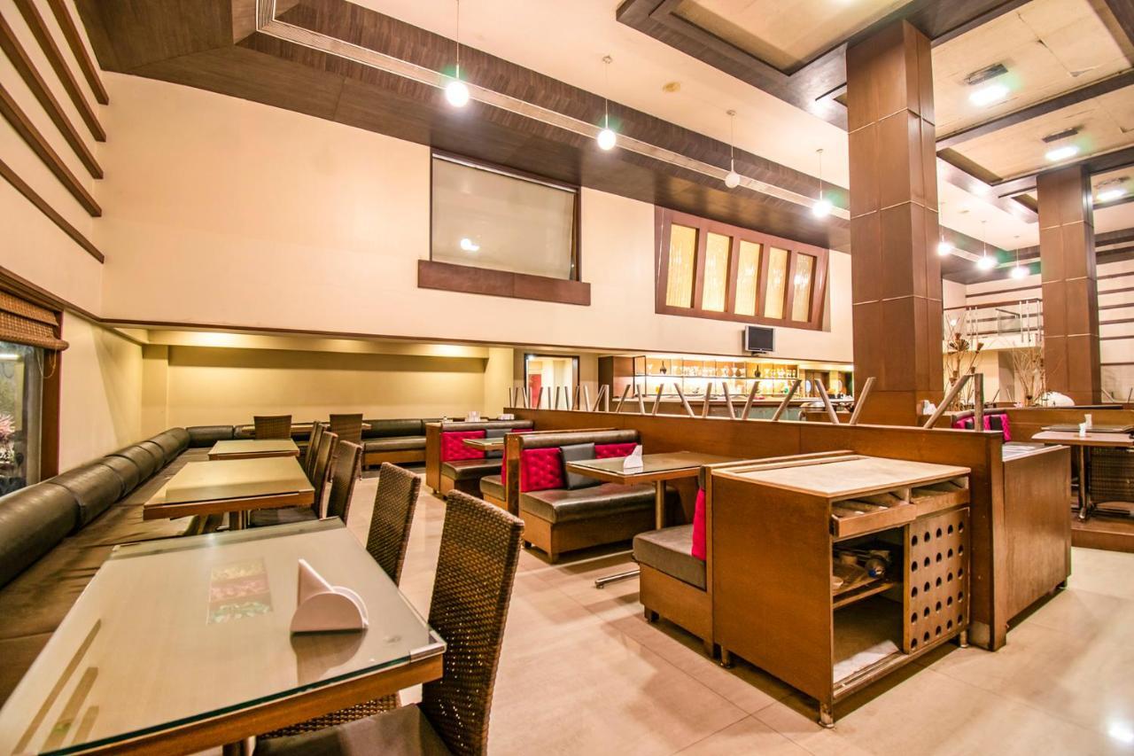 Hotel Sadanand Regency Pimpri-Chinchwad Exterior photo