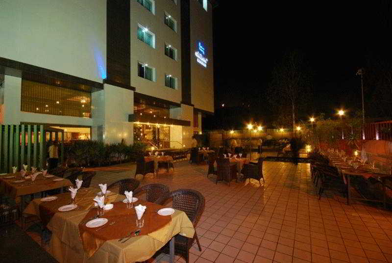 Hotel Sadanand Regency Pimpri-Chinchwad Exterior photo